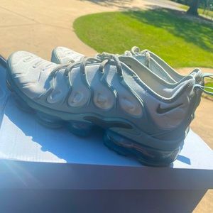 Green womens Vapormax sneakers